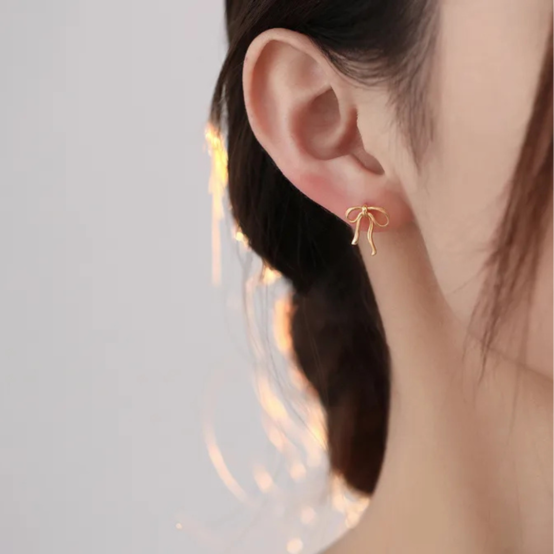 Ribbon Studs